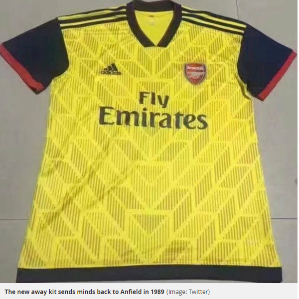 Arsenal brister med den nye sæson trøje
